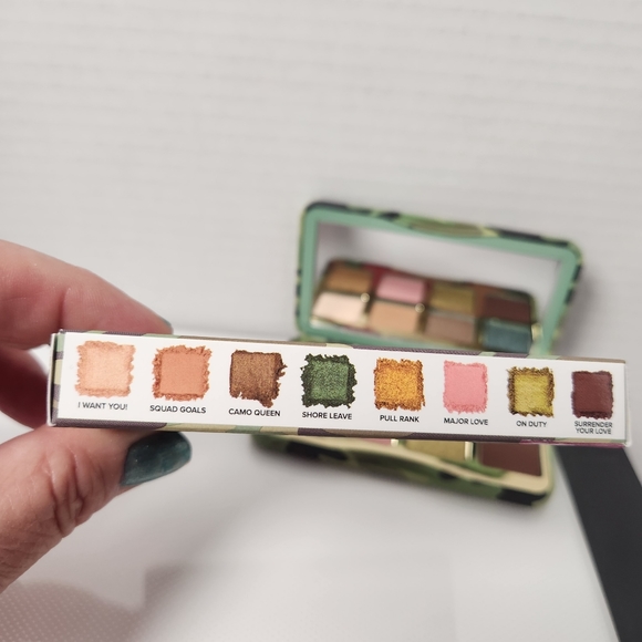 Too Faced Major Love Mini Eye Shadow Palette NWT - Picture 2 of 6